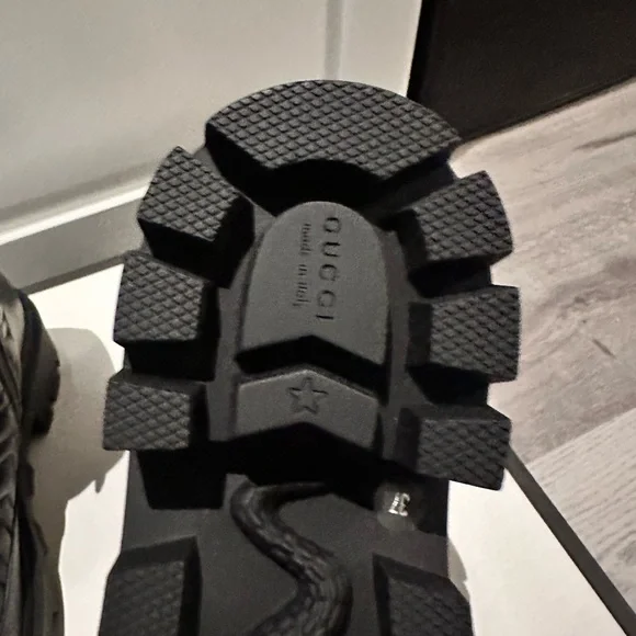 Brand new Gucci leather boots